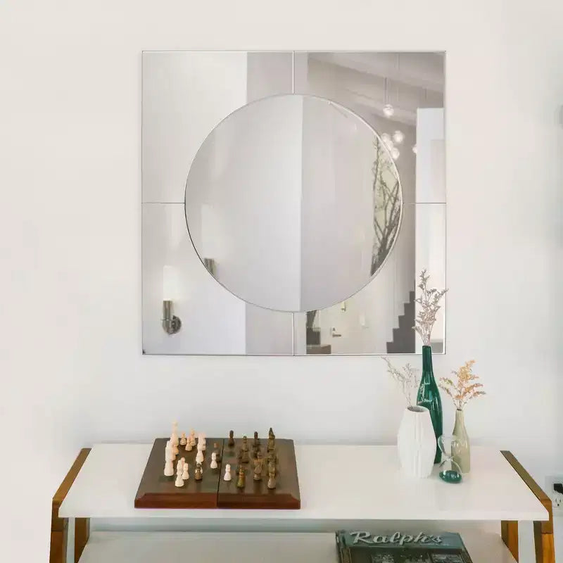 Howard Elliott 27,75"x27,75" Specchio Convesso Senza Cornice Marden: Arredo Moderno, Montaggio a Parete, Materiale Vetro